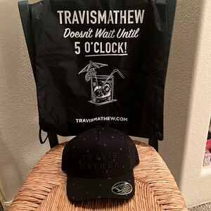 Travis Mathew Golf Hat & Carry Bag! NWT Blackk! Cool Design. Great Gift!